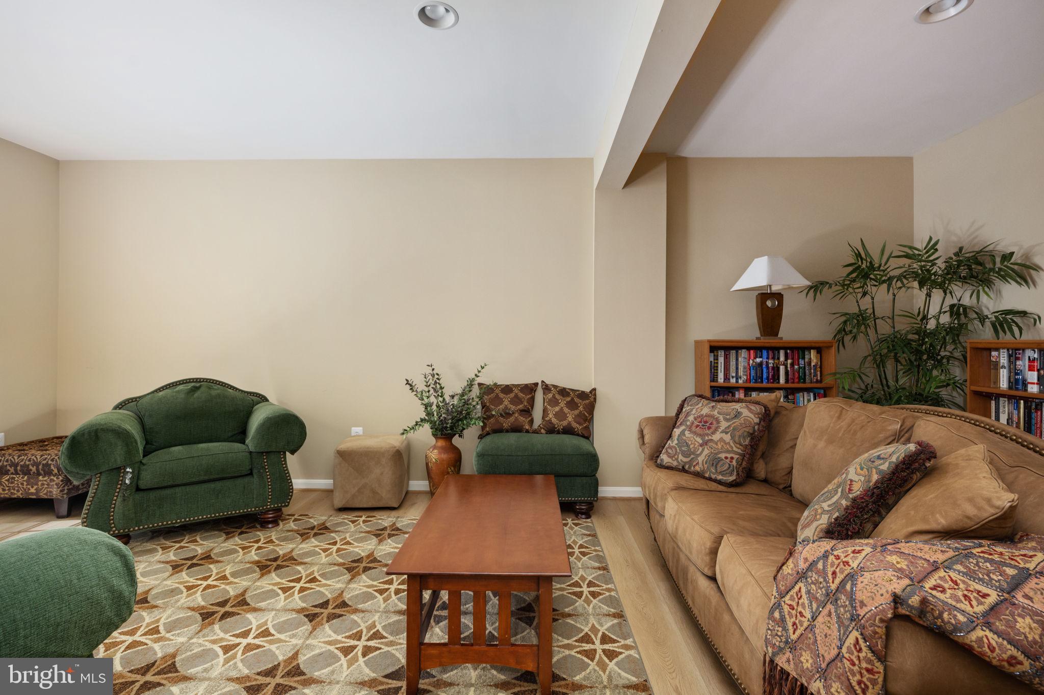 HAYMARKET OVERLOOK - Residential