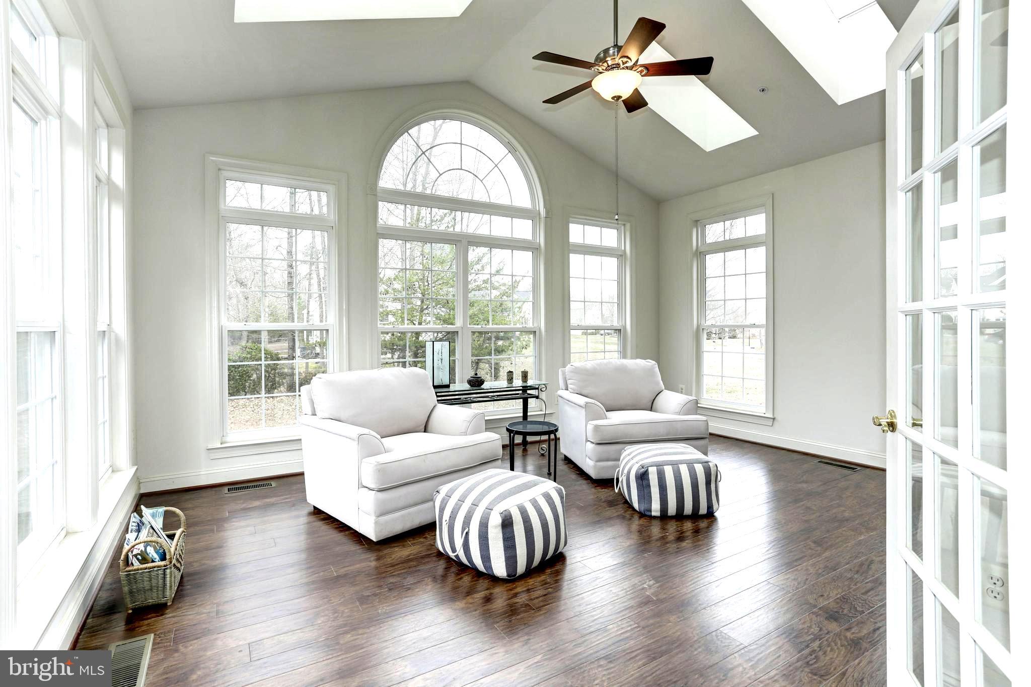 THE RIDGES II-PLAT EIGHT - Residential Lease