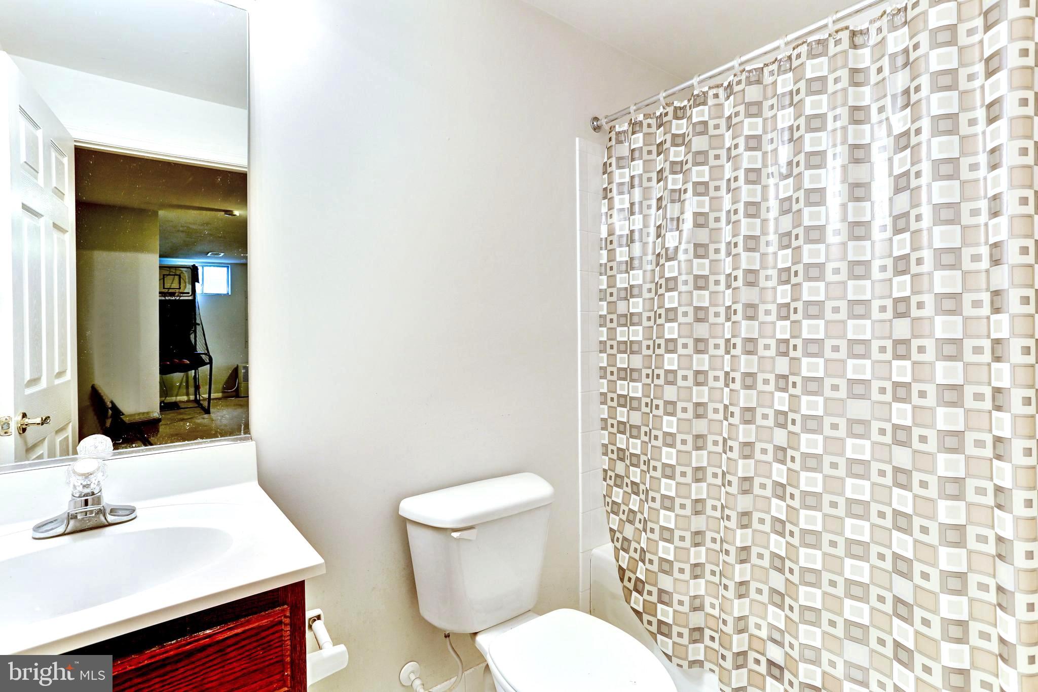 THE RIDGES II-PLAT EIGHT - Residential Lease