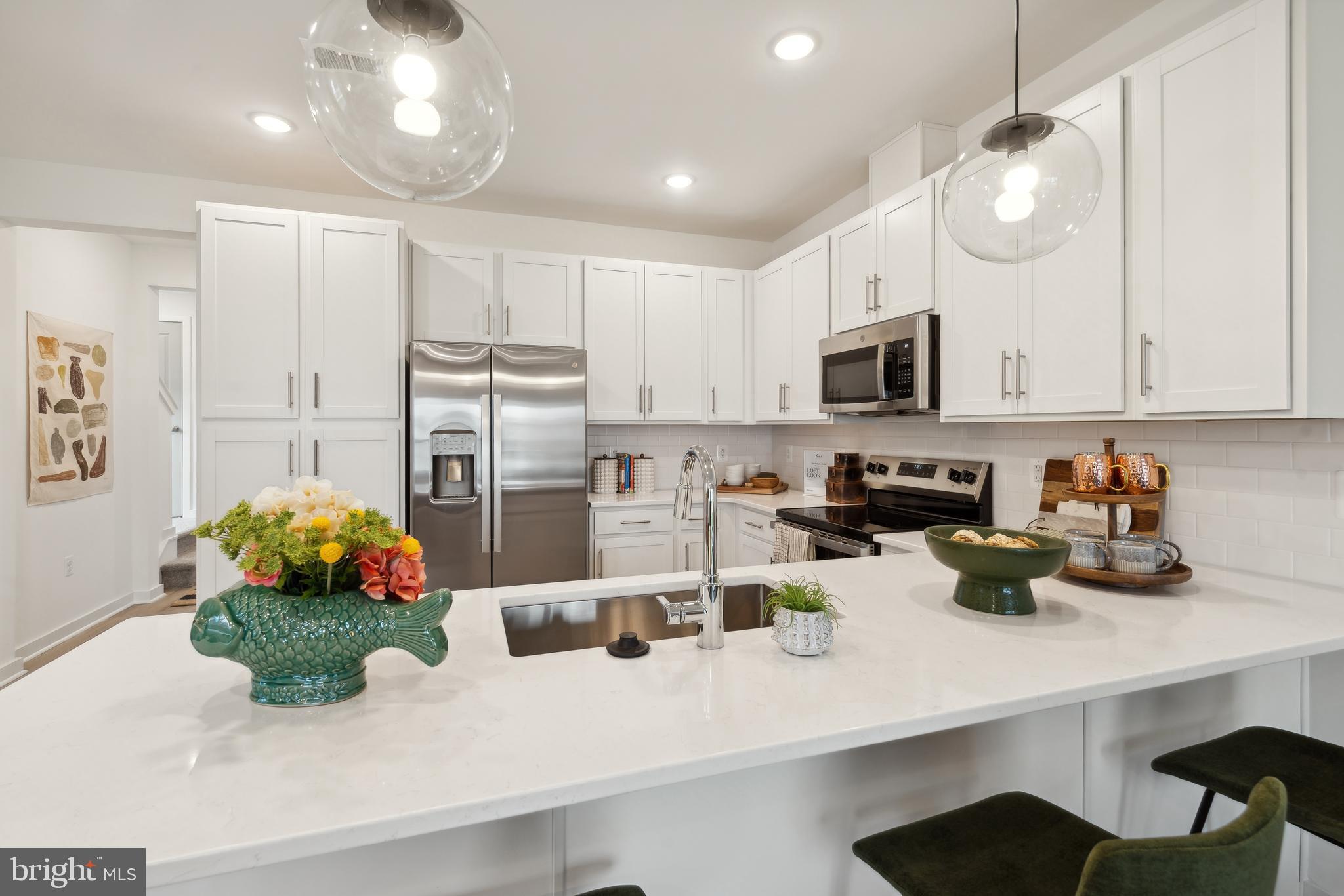 WILDERNESS SHORES - Residential