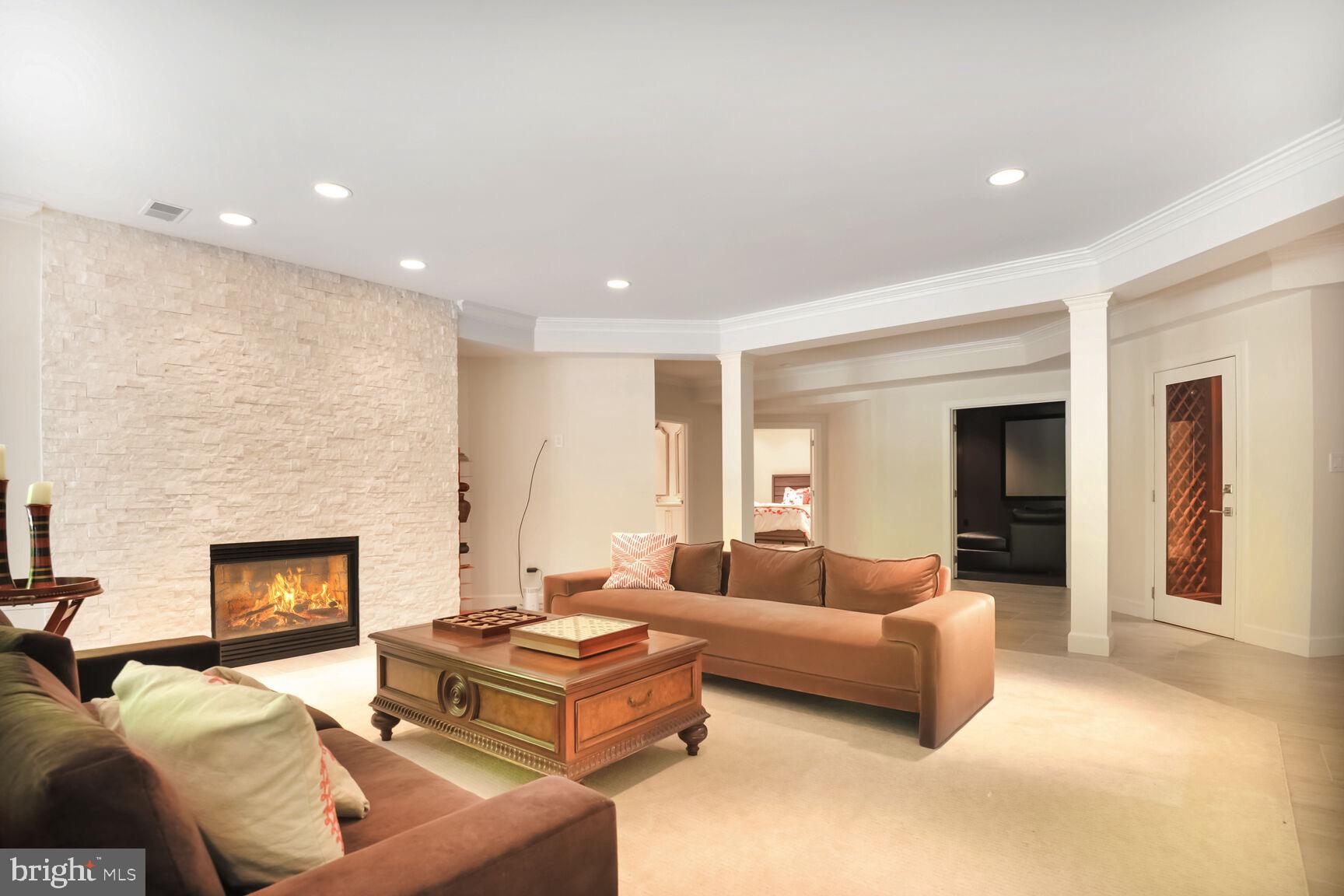 THE RESERVE - Residential