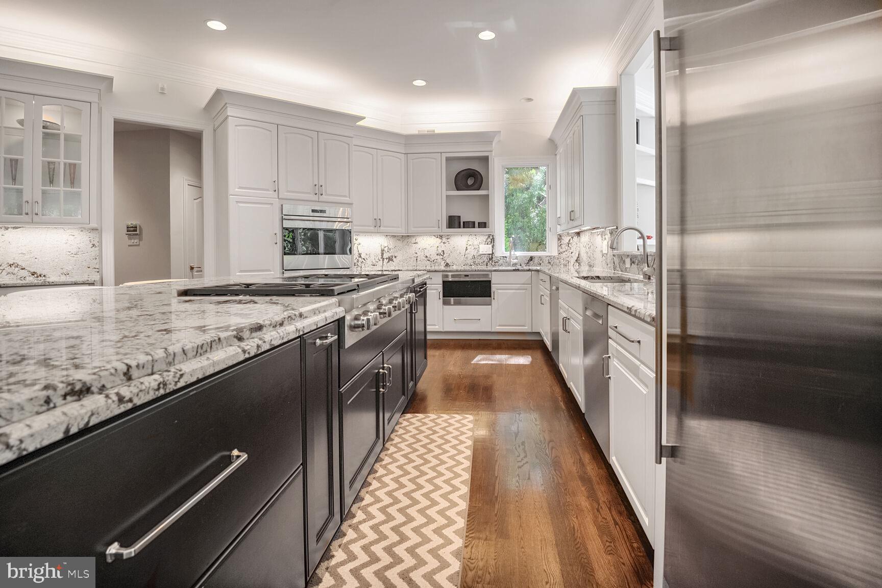 THE RESERVE - Residential