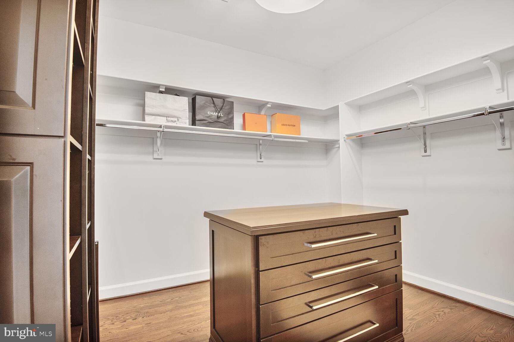 THE RESERVE - Residential