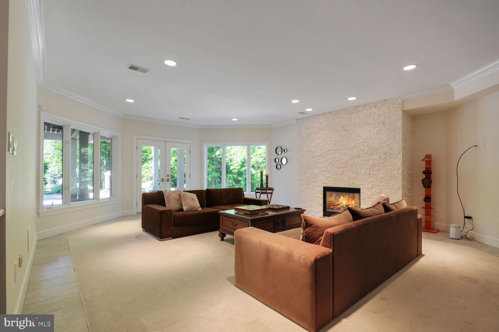 THE RESERVE - Residential