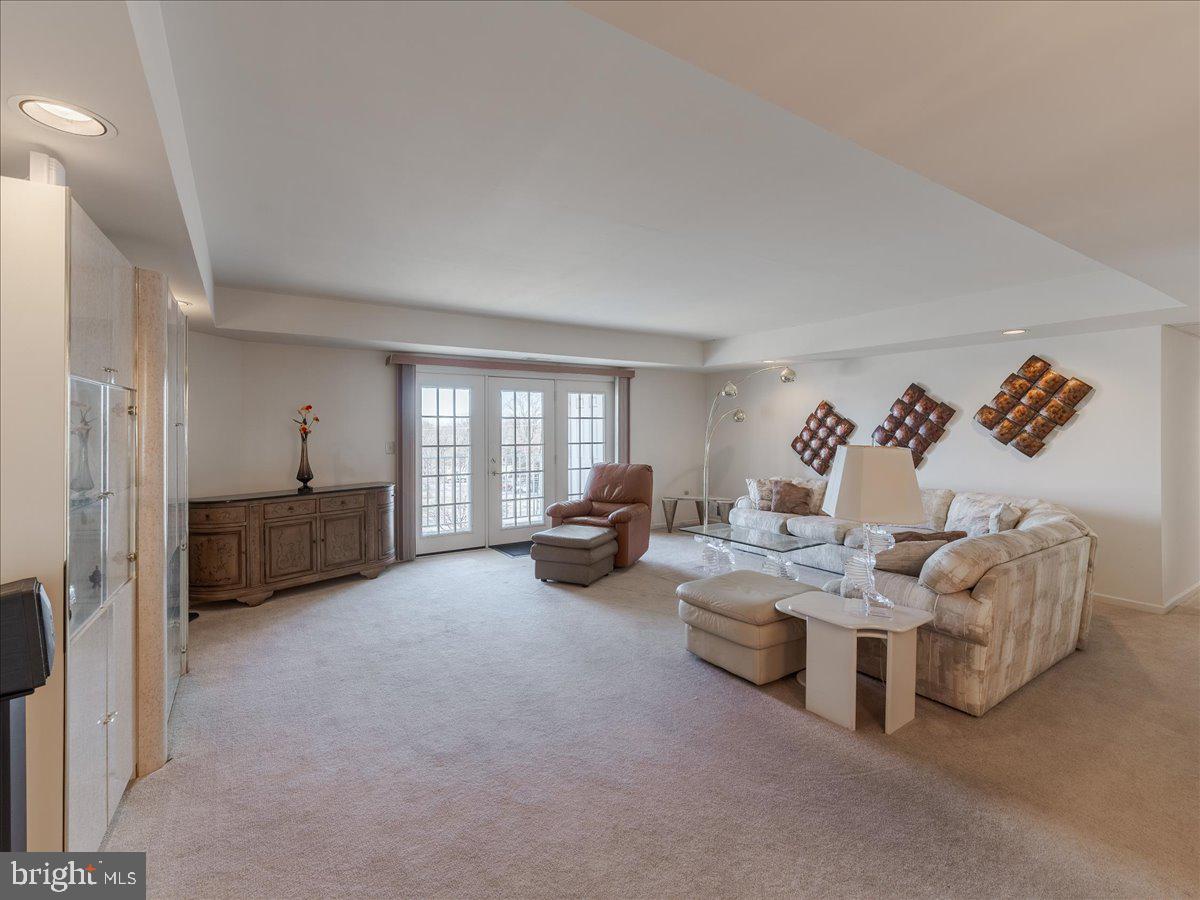 CENTENNIAL STATION - Residential