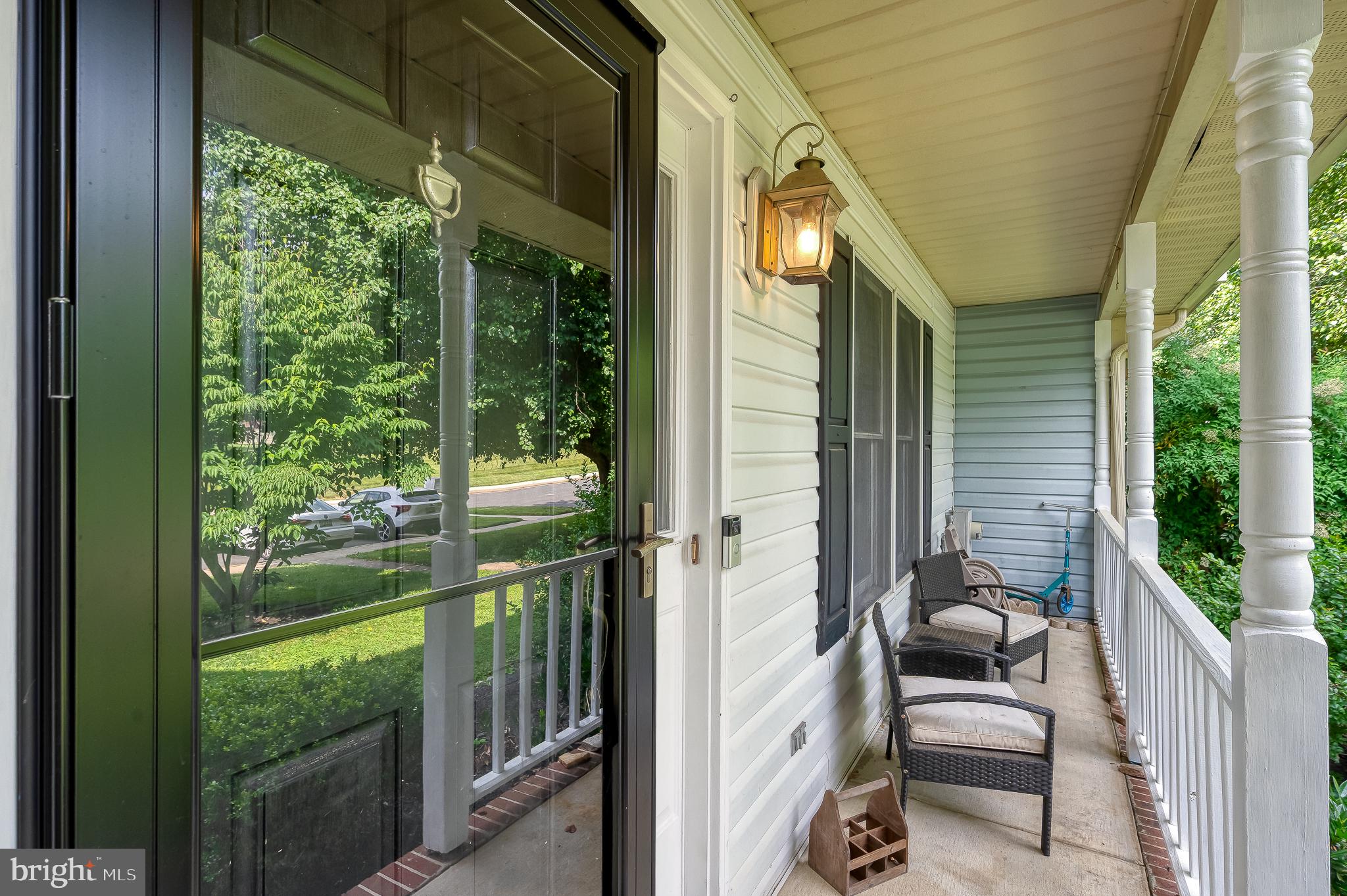 619 KILDONAN COURT