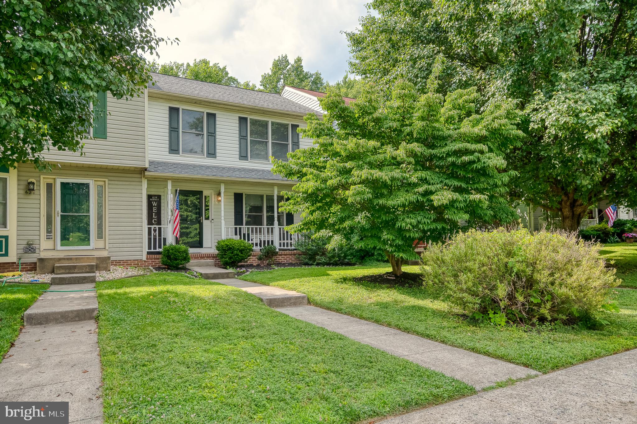 619 KILDONAN COURT