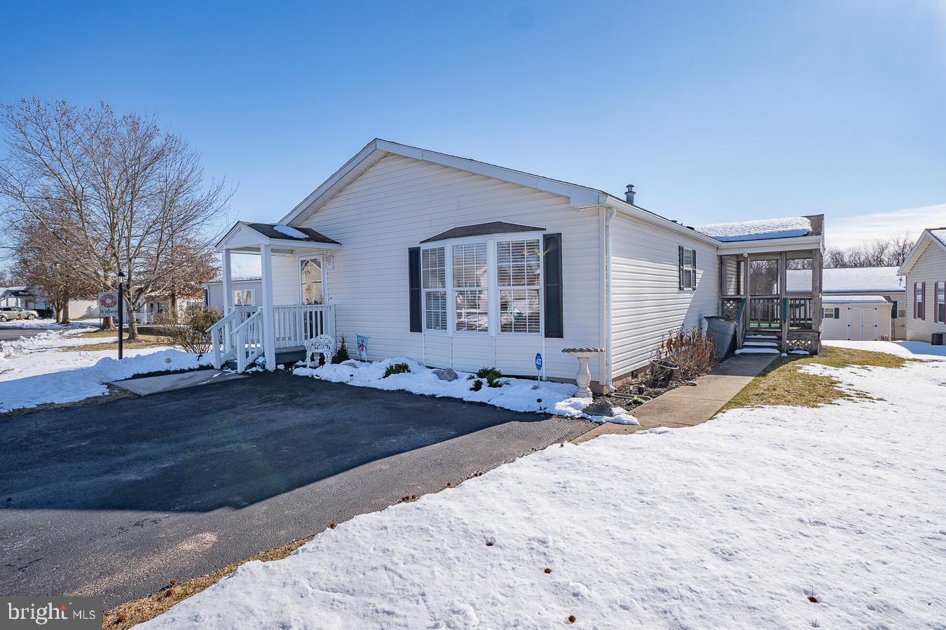 WILLOW RUN - Residential