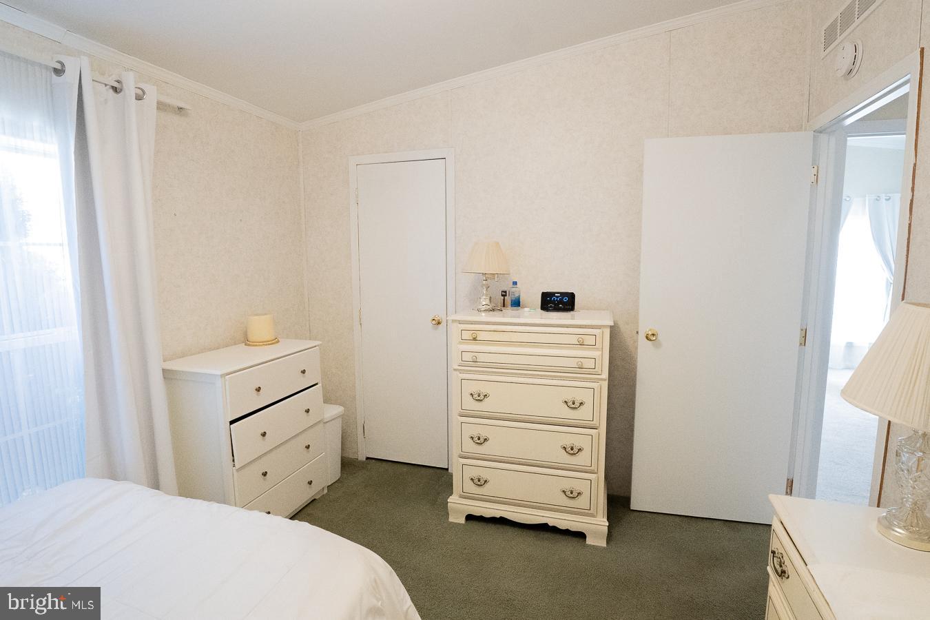 WILLOW RUN - Residential