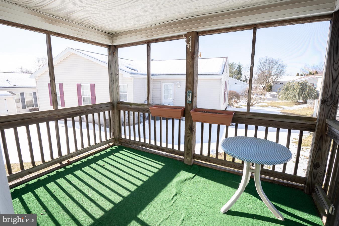 WILLOW RUN - Residential