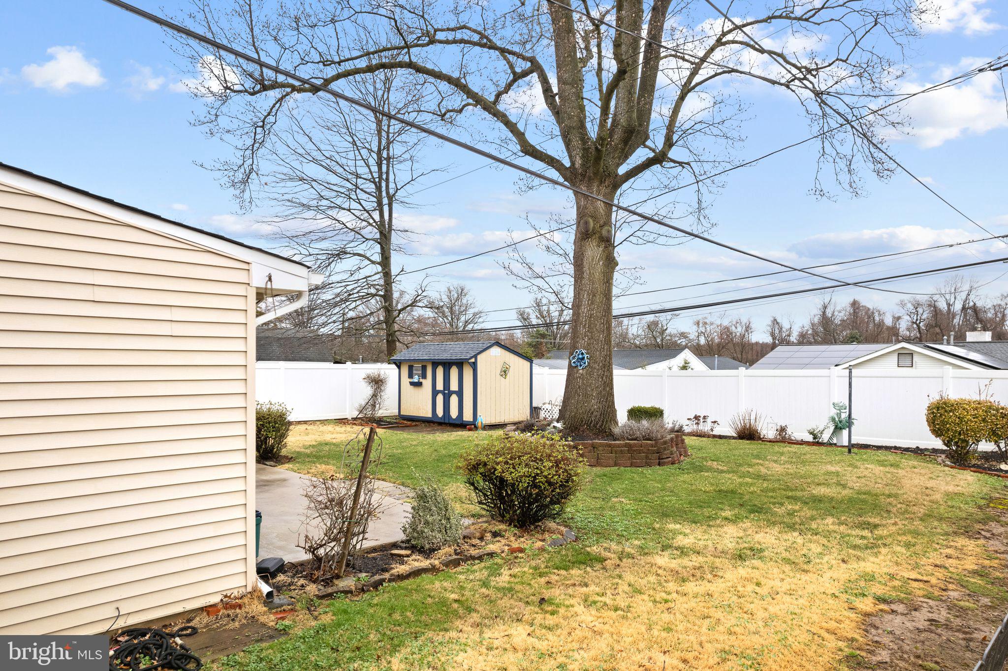 FAIRLESS HILLS - Residential