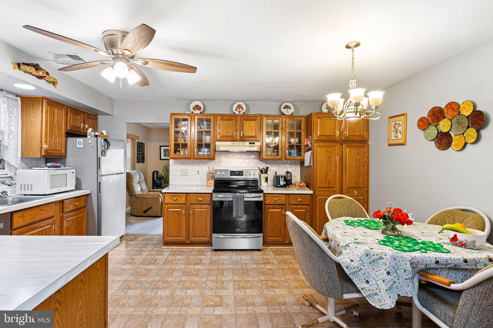 FAIRLESS HILLS - Residential