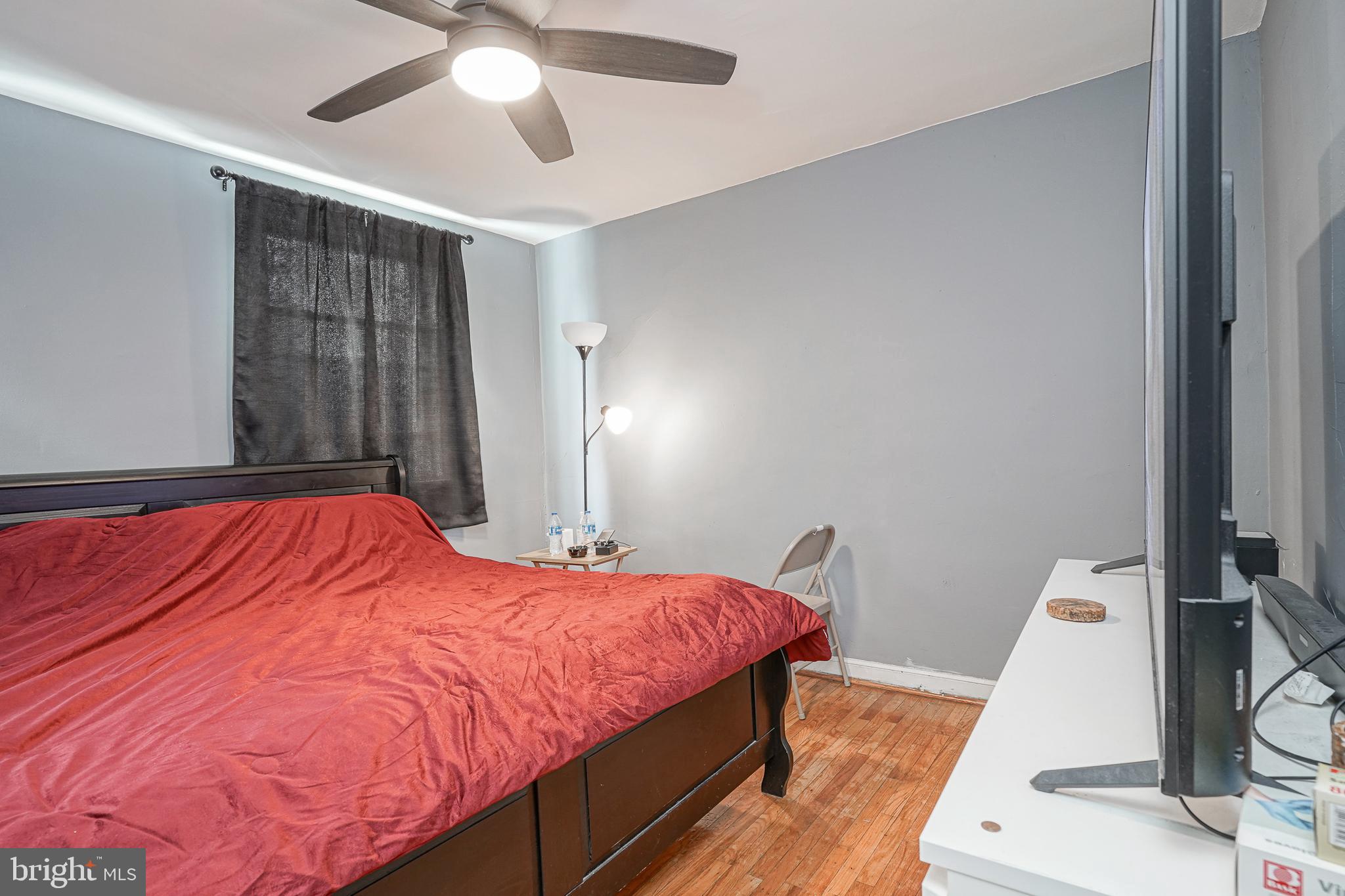 OXFORD CIRCLE - Residential