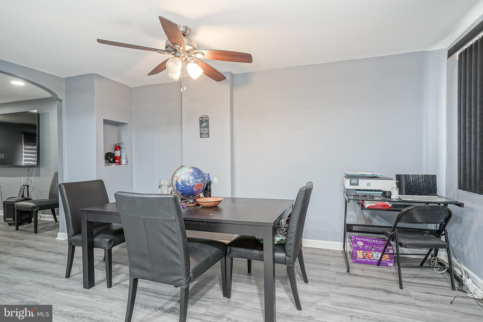 OXFORD CIRCLE - Residential