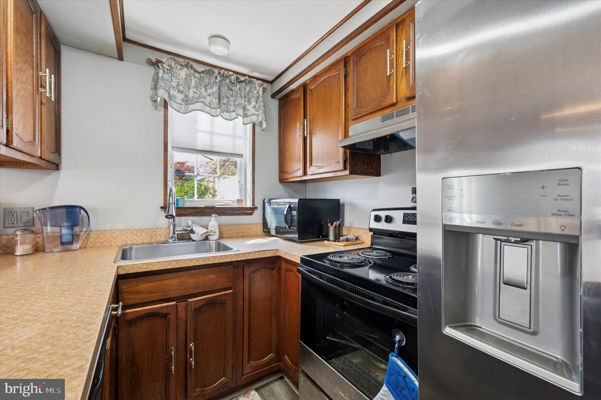 LEEDOM ESTS - Residential