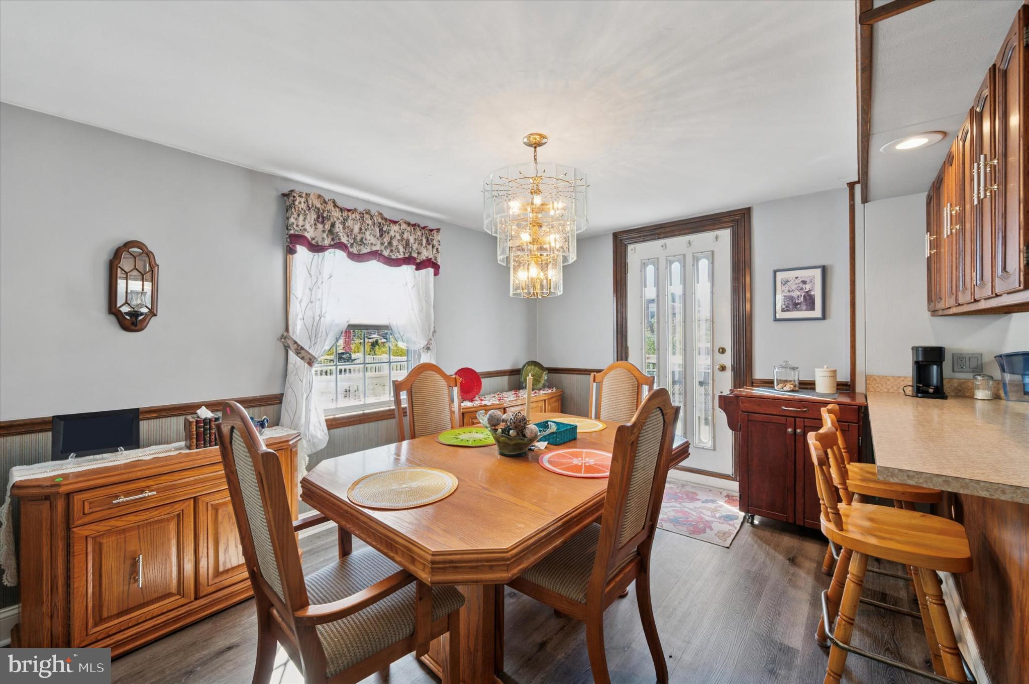 LEEDOM ESTS - Residential