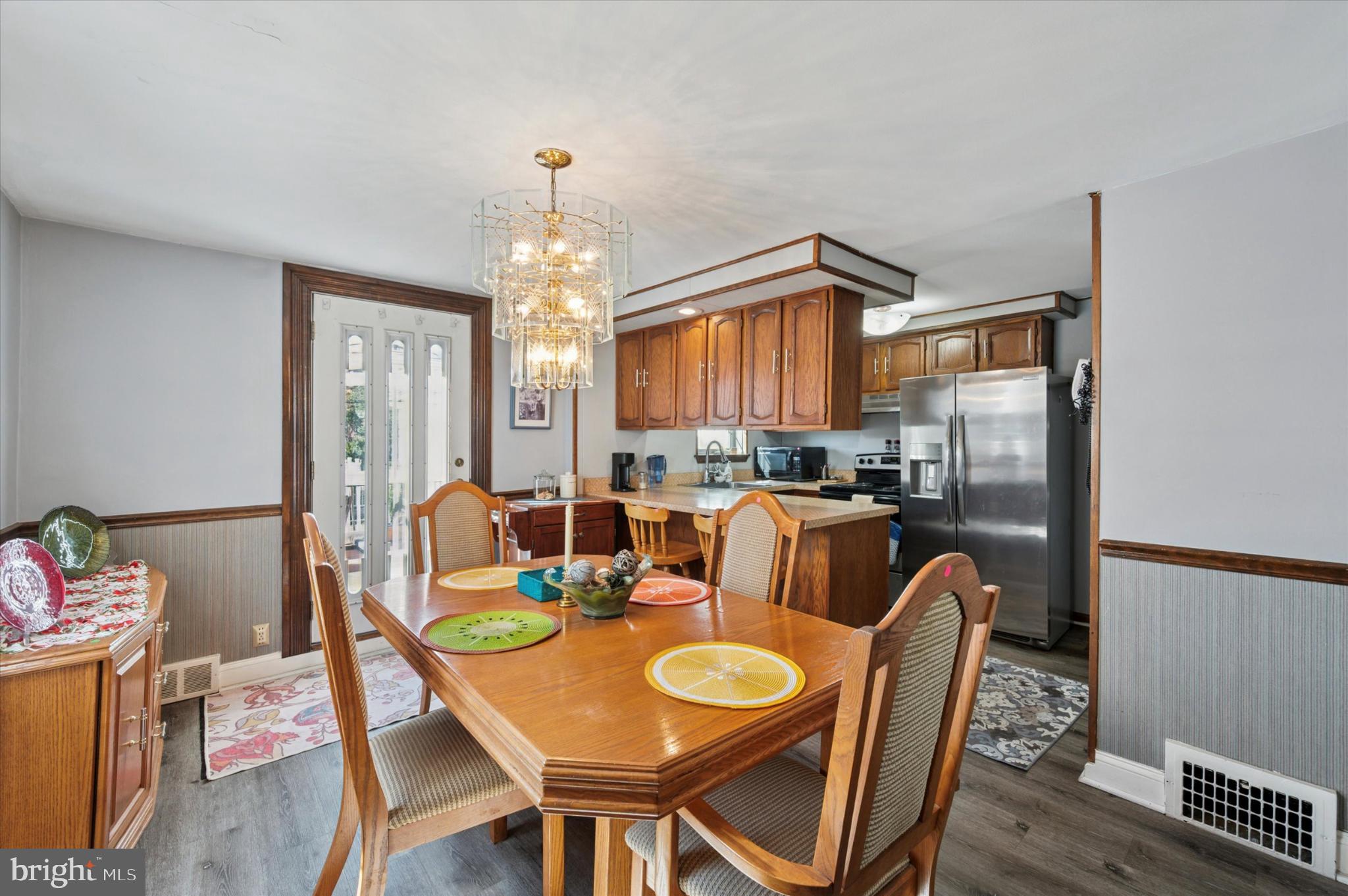 LEEDOM ESTS - Residential