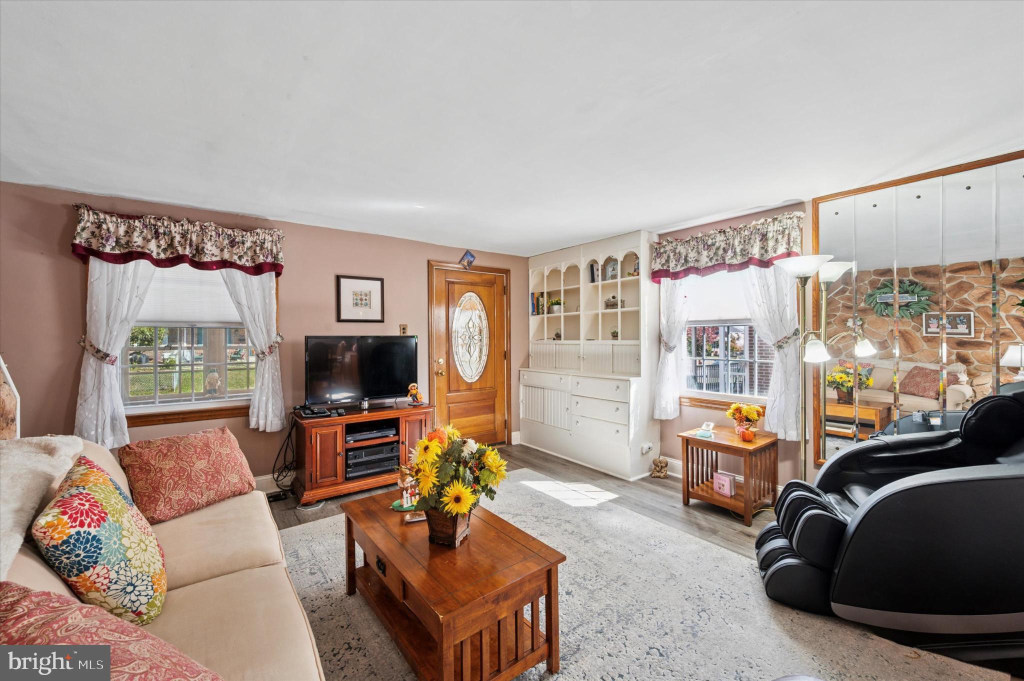 LEEDOM ESTS - Residential