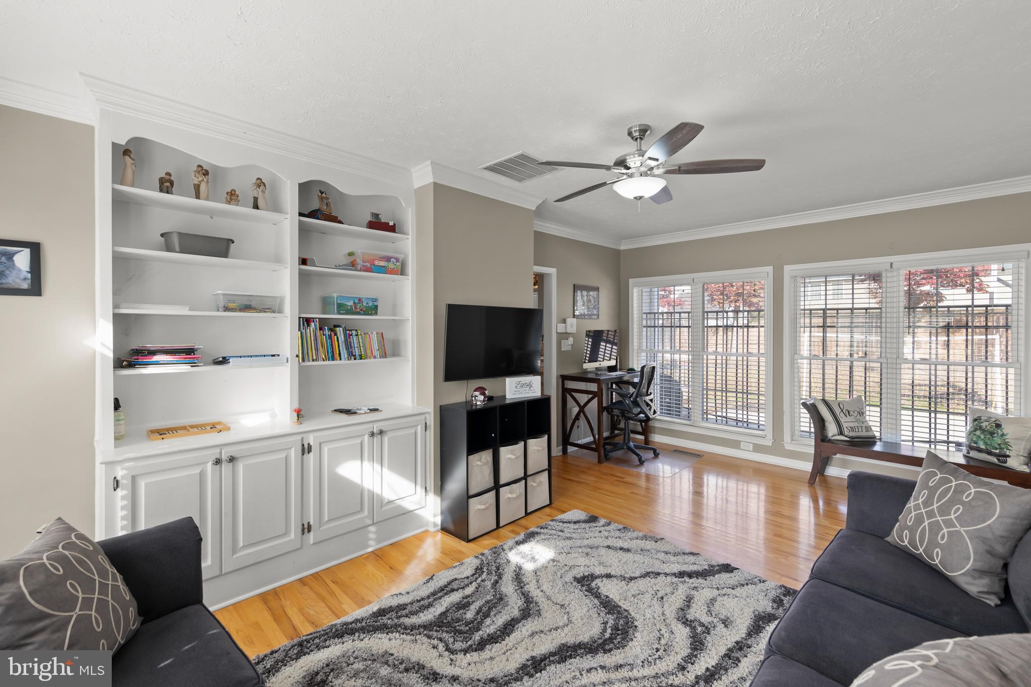 MOSBY STATION - Residential