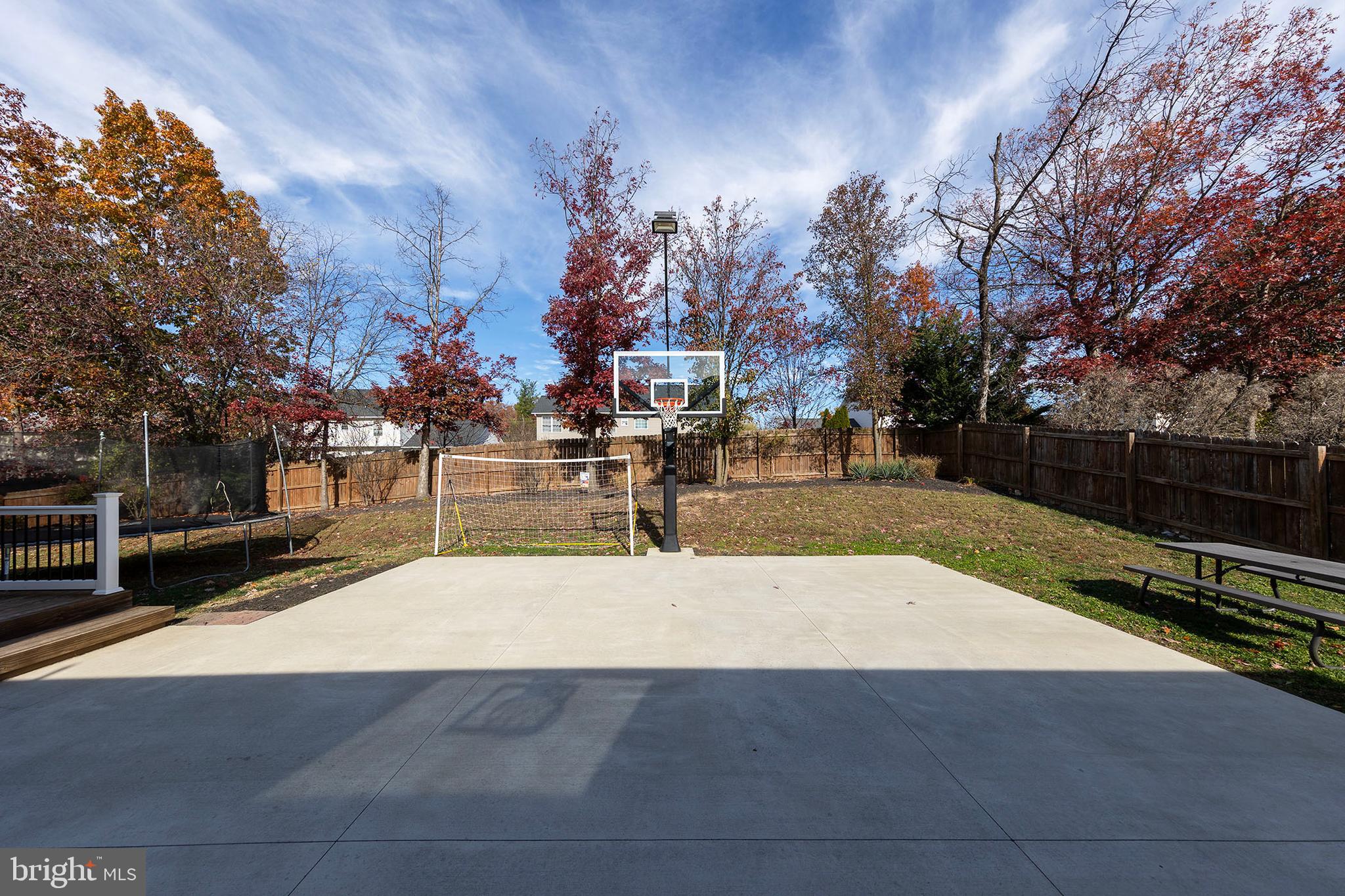 MOSBY STATION - Residential