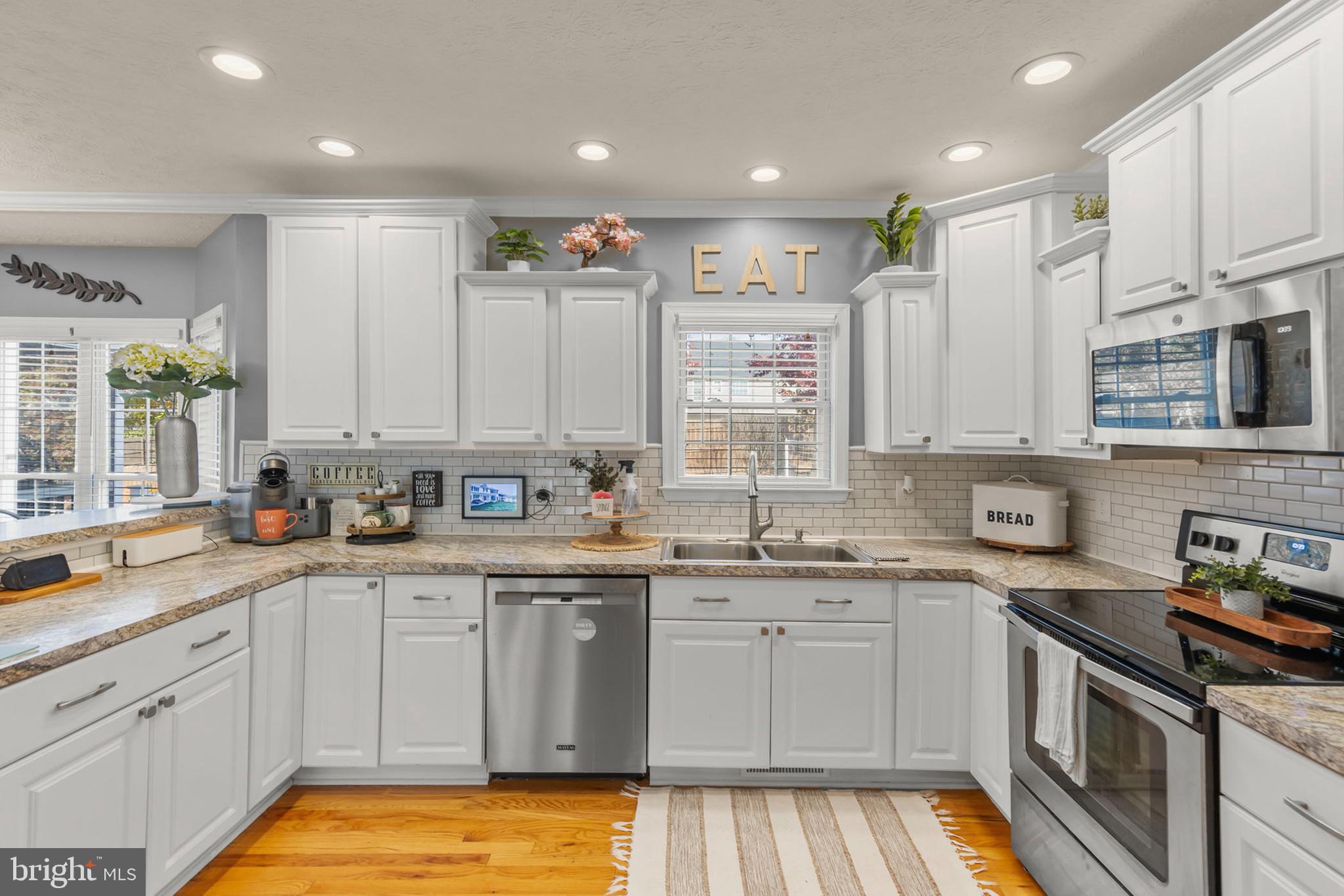 MOSBY STATION - Residential