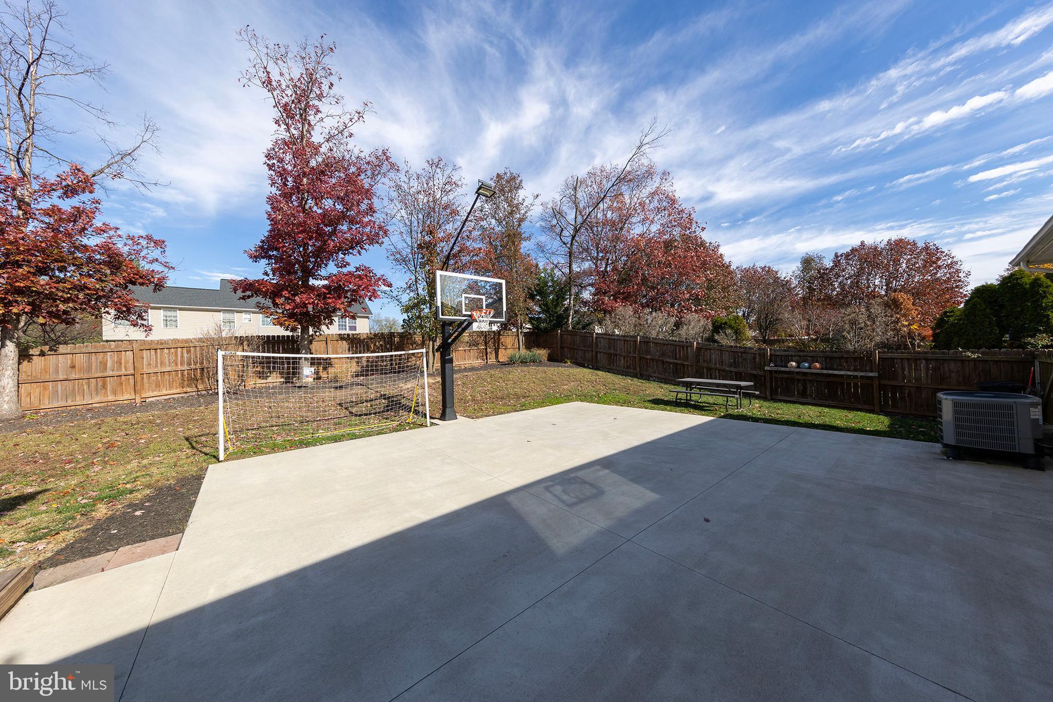 MOSBY STATION - Residential