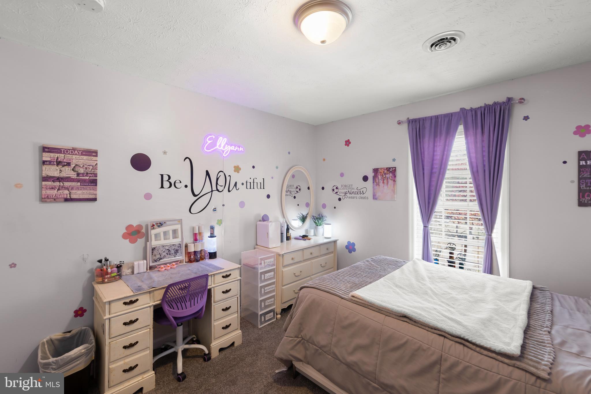 MOSBY STATION - Residential