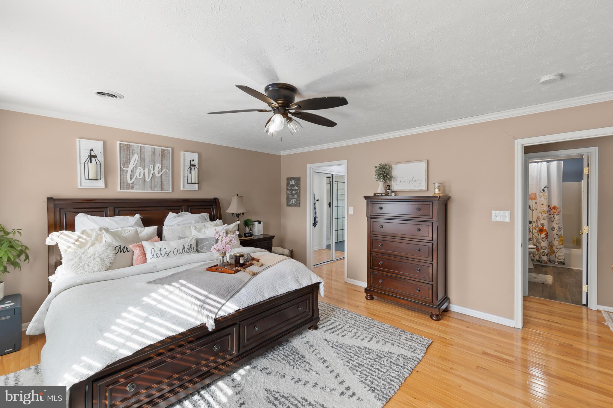 MOSBY STATION - Residential