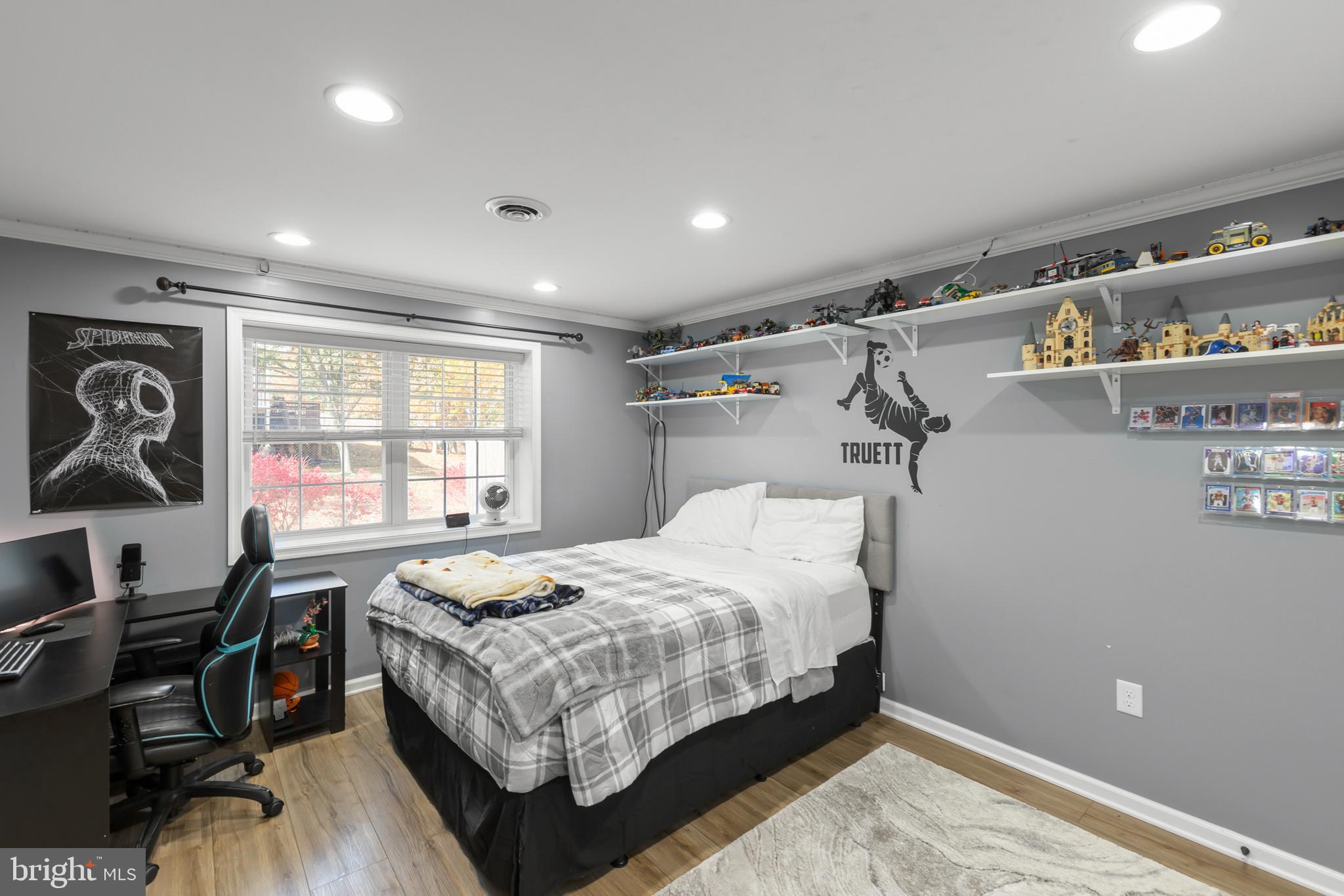 MOSBY STATION - Residential