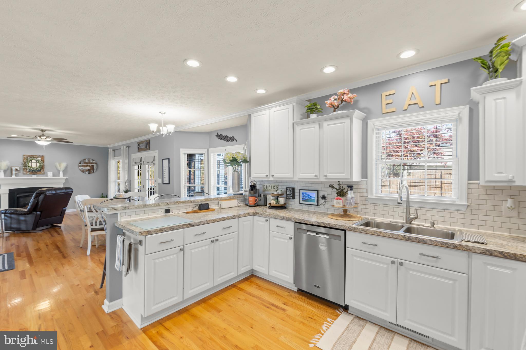 MOSBY STATION - Residential