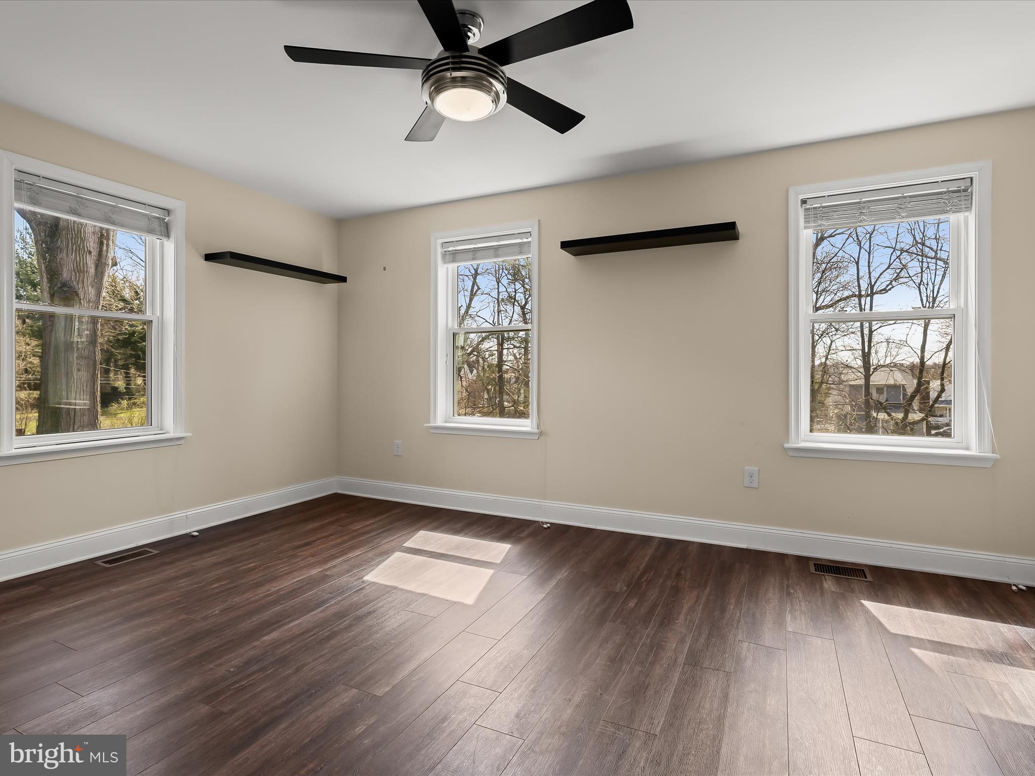 TAYLOR HEIGHTS - Residential