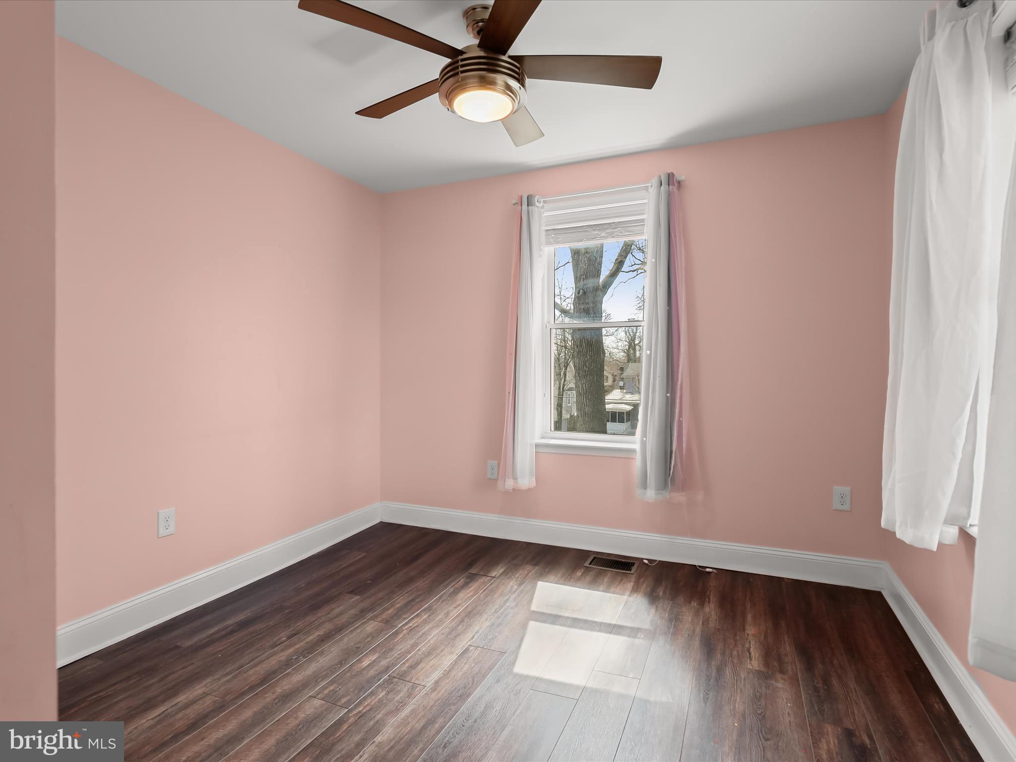 TAYLOR HEIGHTS - Residential