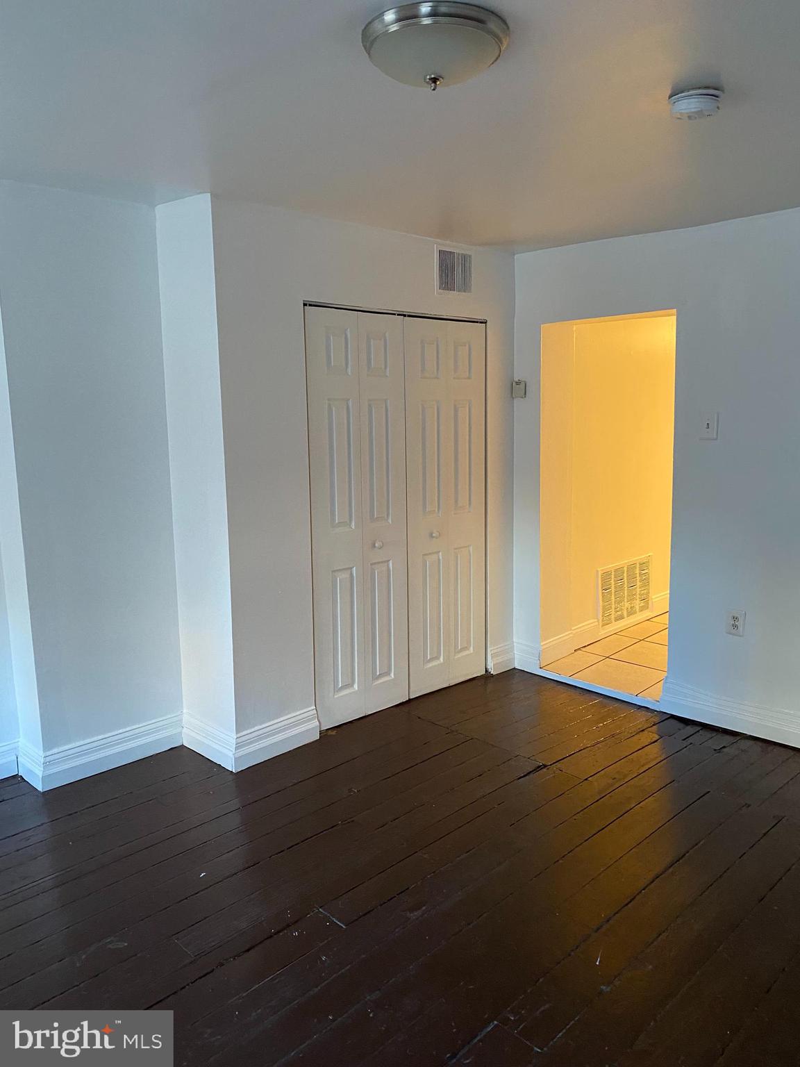 HAWTHORNE - Residential Lease