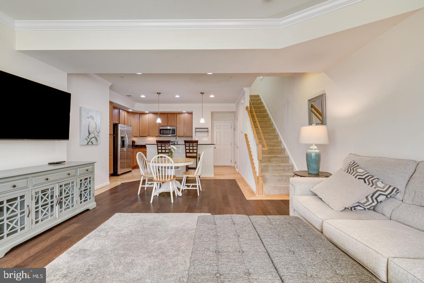 MORLEY CORNER - Residential Lease