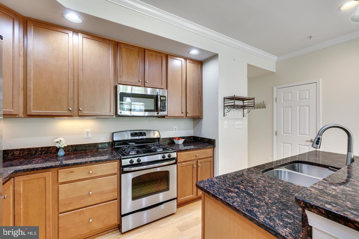 MORLEY CORNER - Residential Lease