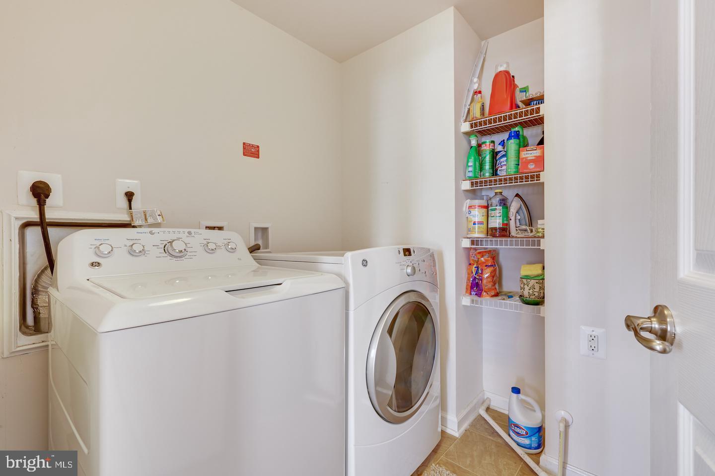 MORLEY CORNER - Residential Lease