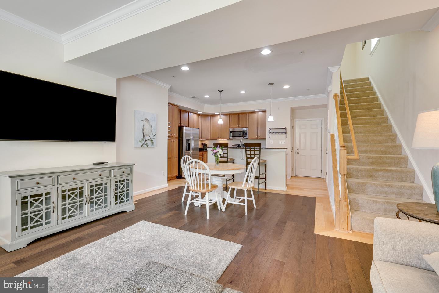 MORLEY CORNER - Residential Lease