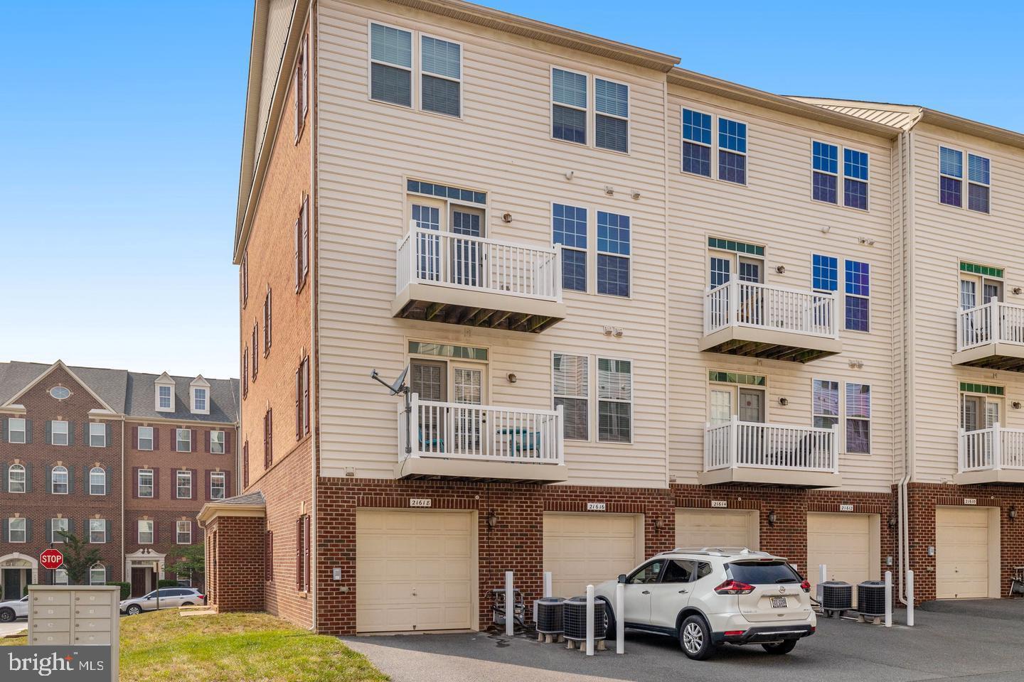 MORLEY CORNER - Residential Lease