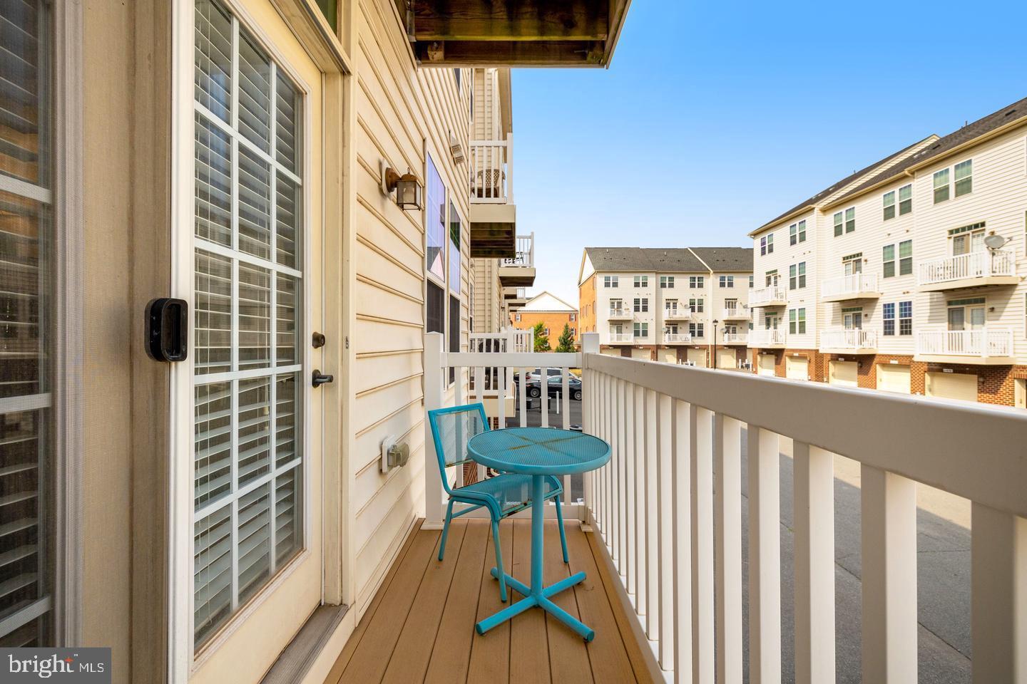 MORLEY CORNER - Residential Lease