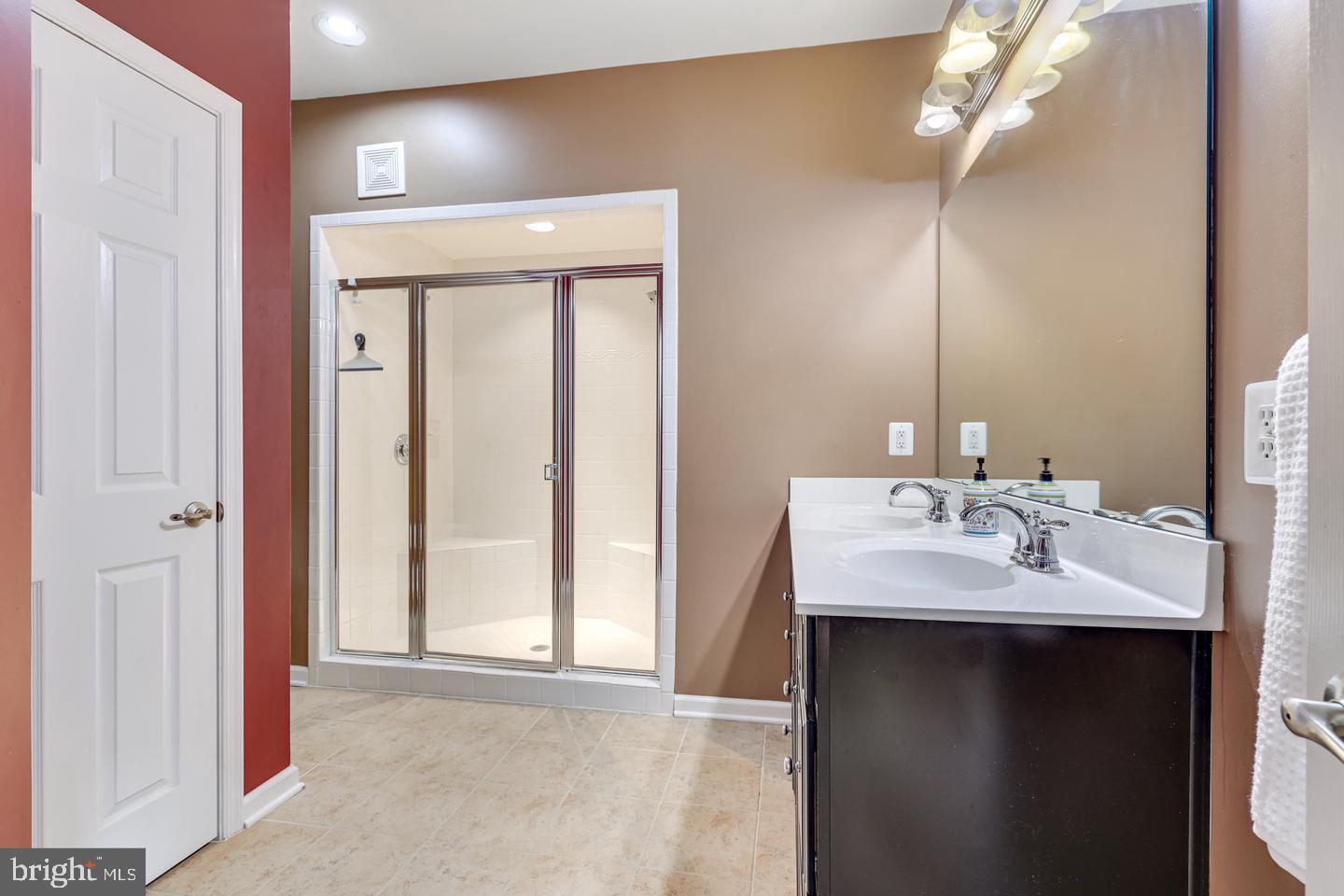 MORLEY CORNER - Residential Lease