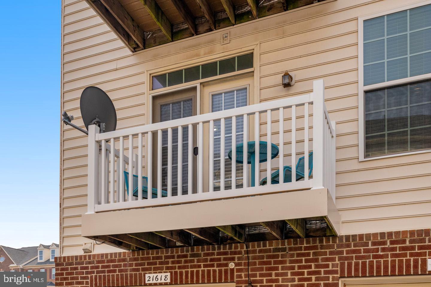 MORLEY CORNER - Residential Lease