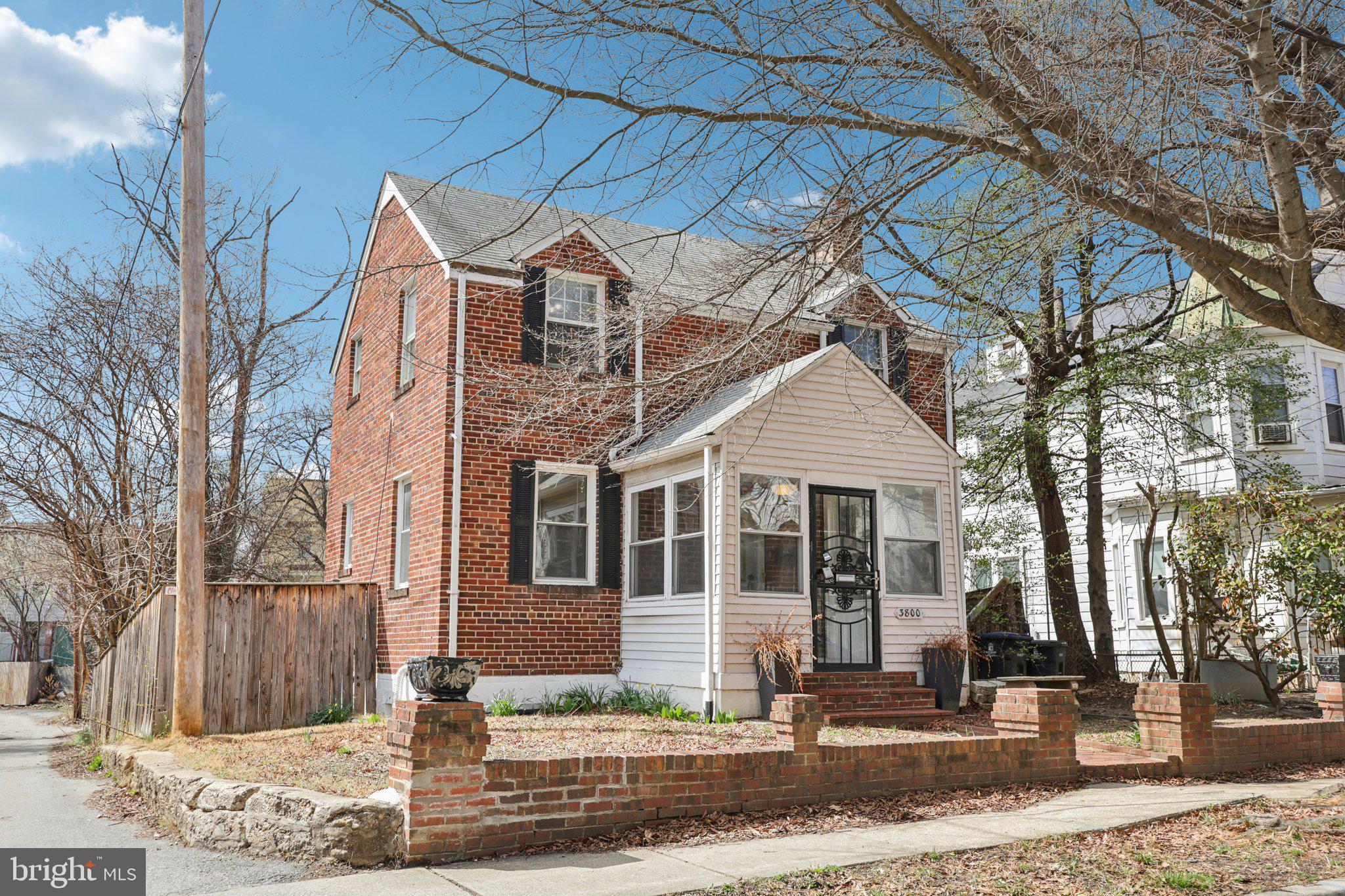 MOUNT RAINIER - Residential