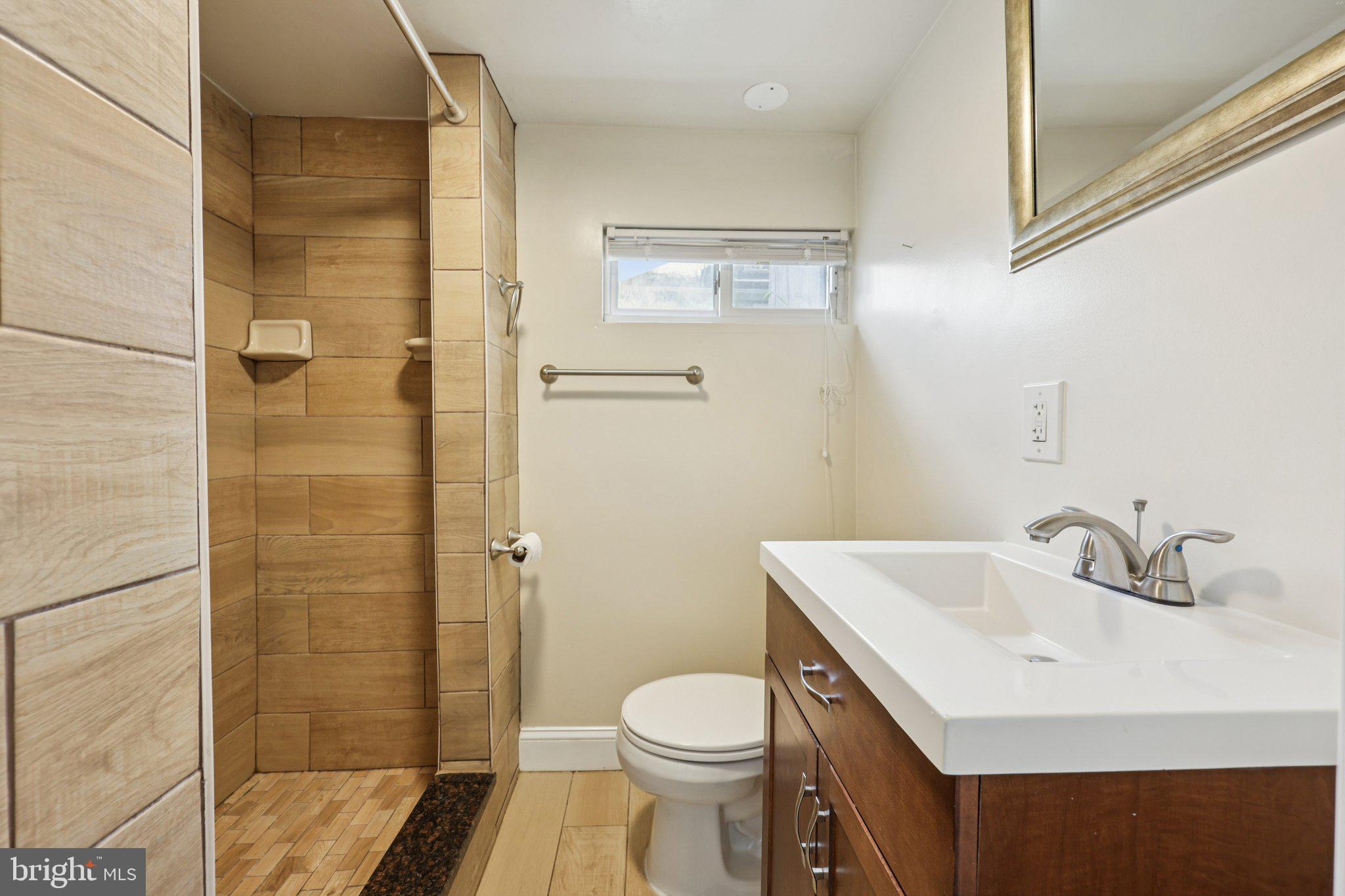 MOUNT RAINIER - Residential