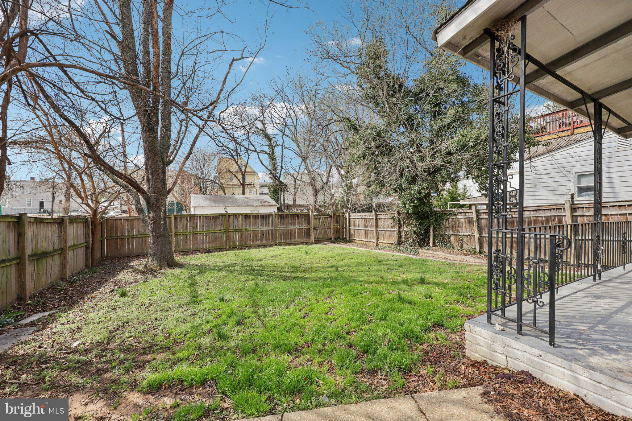 MOUNT RAINIER - Residential
