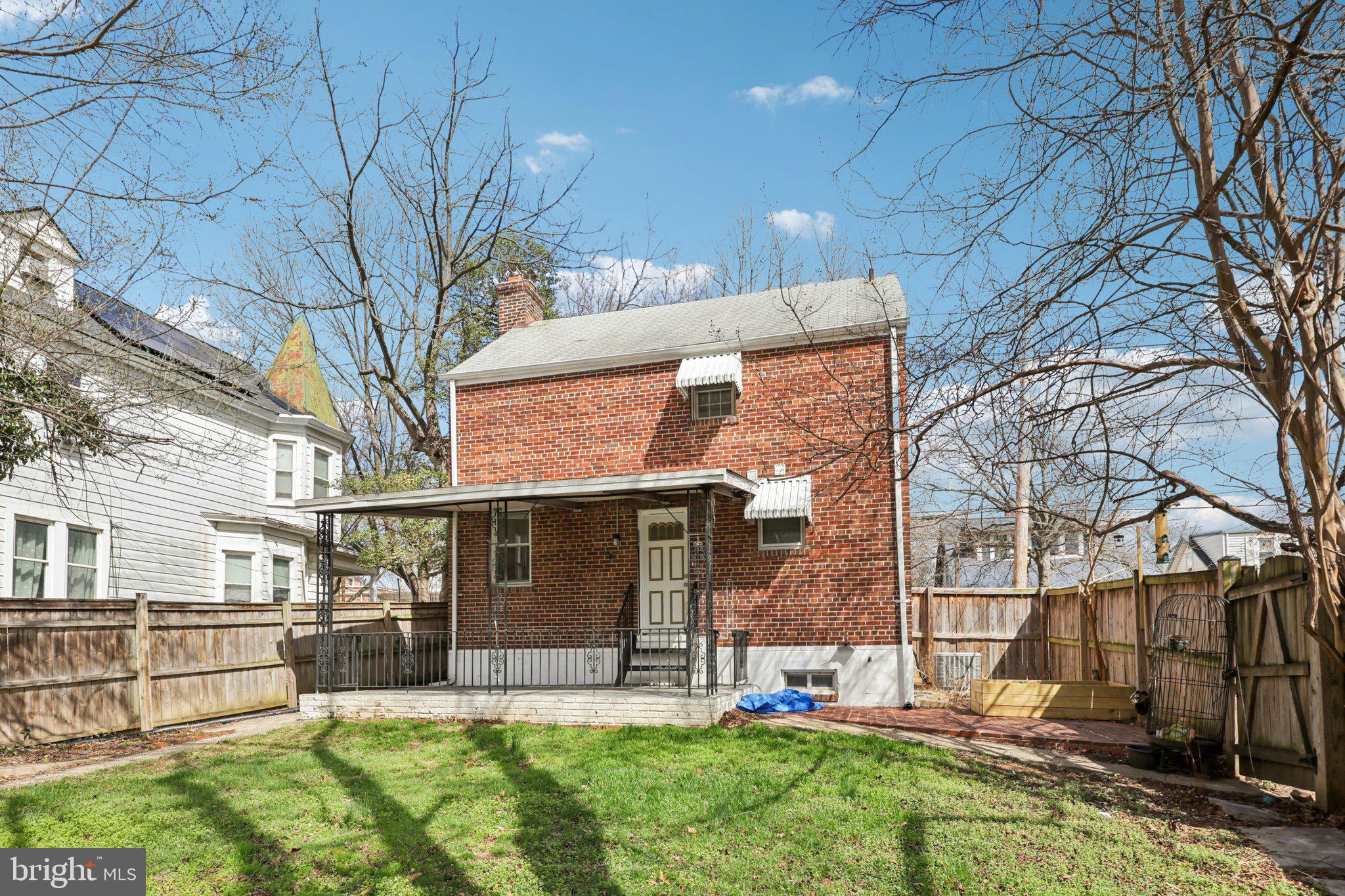 MOUNT RAINIER - Residential