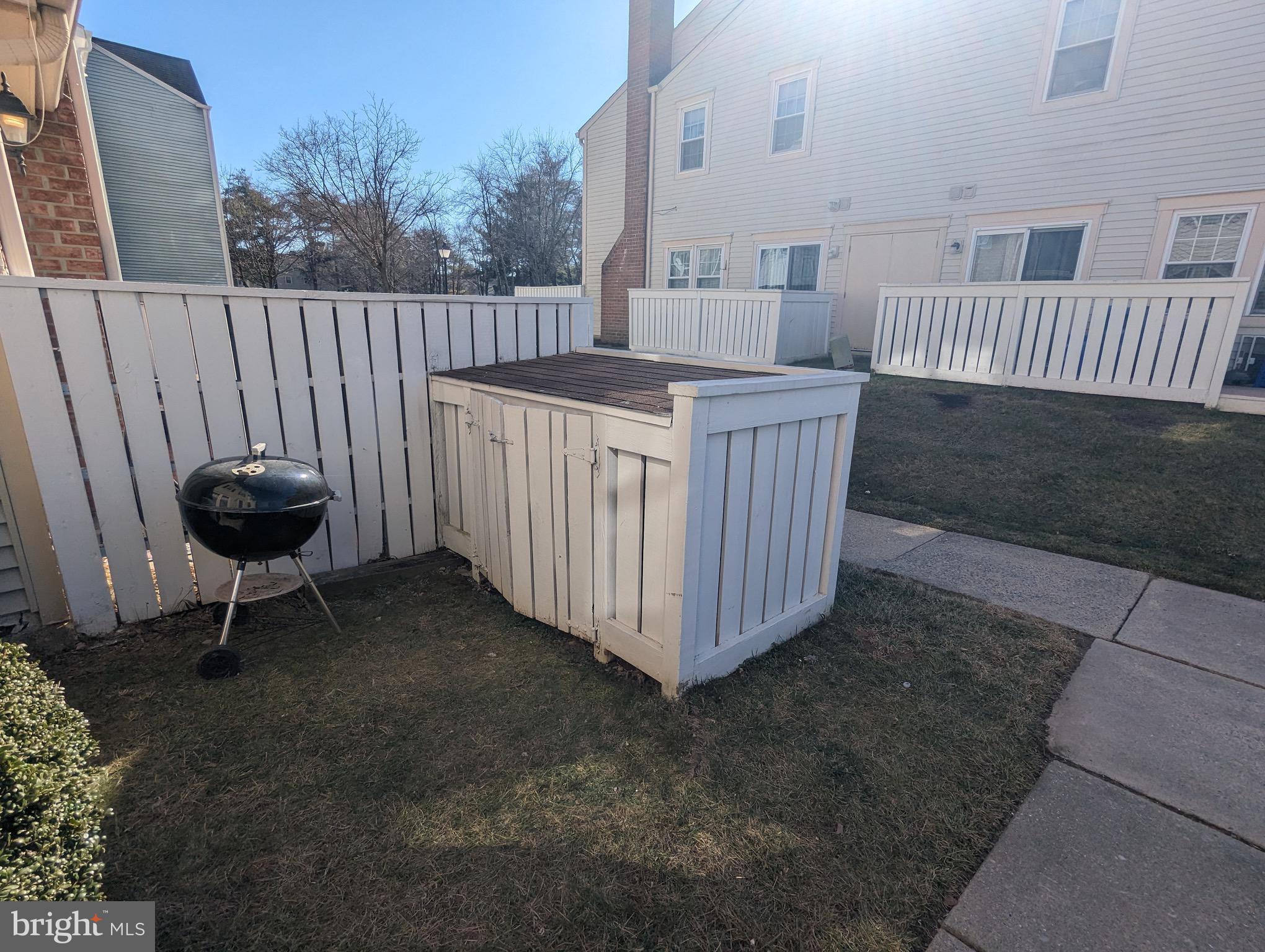 GREENFIELDS - Residential Lease