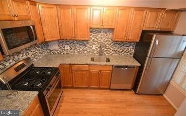 WESTCHESTER PARK - Residential Lease