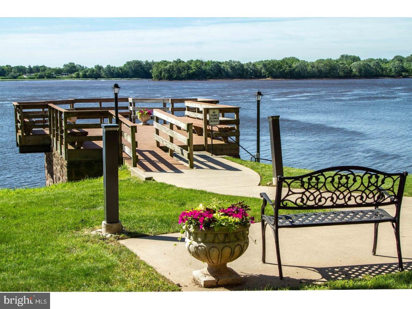 BAKERS BAY CONDOMINIUMS - Residential