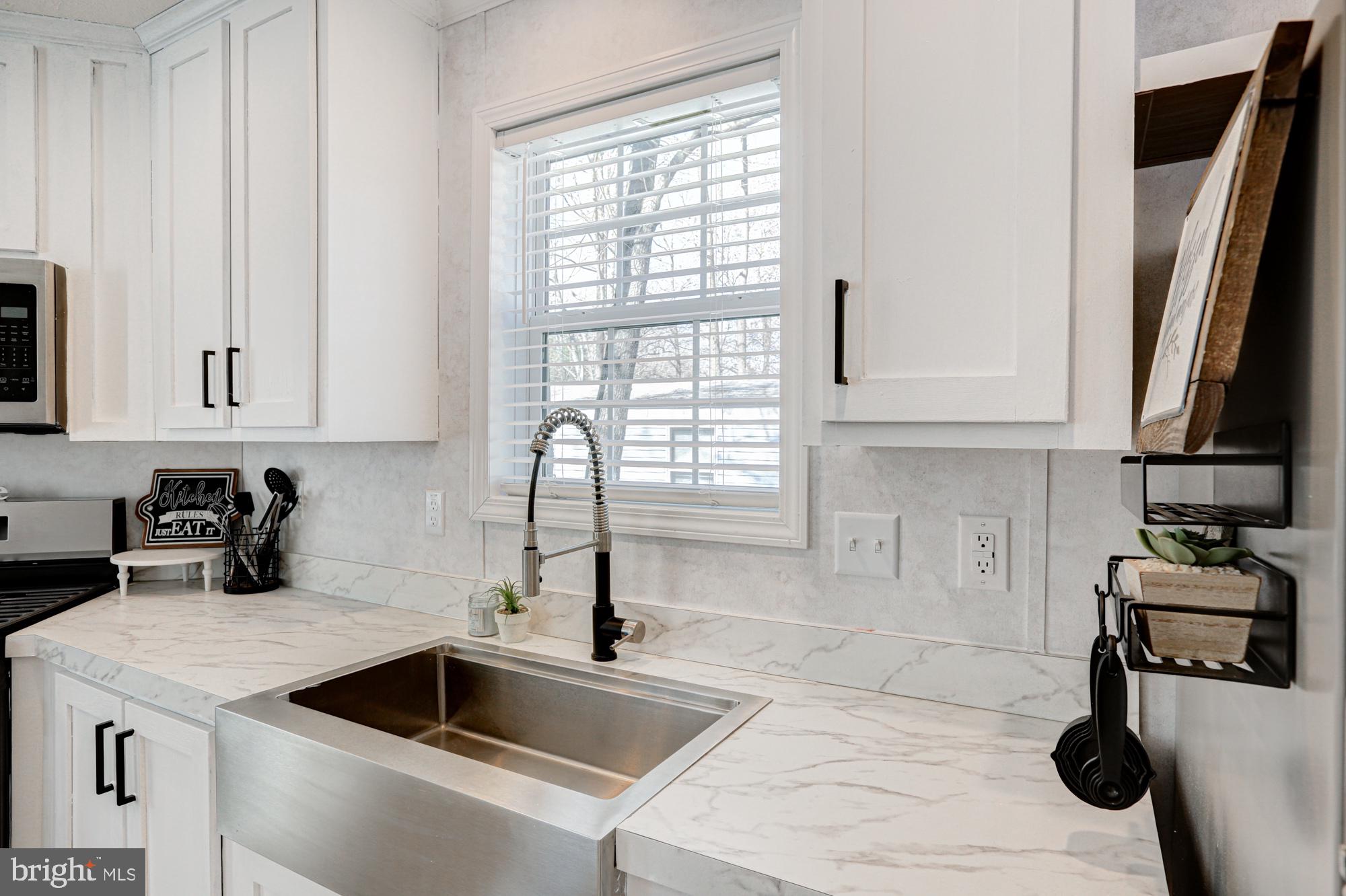 HOLLY HILL ESTATES - Residential