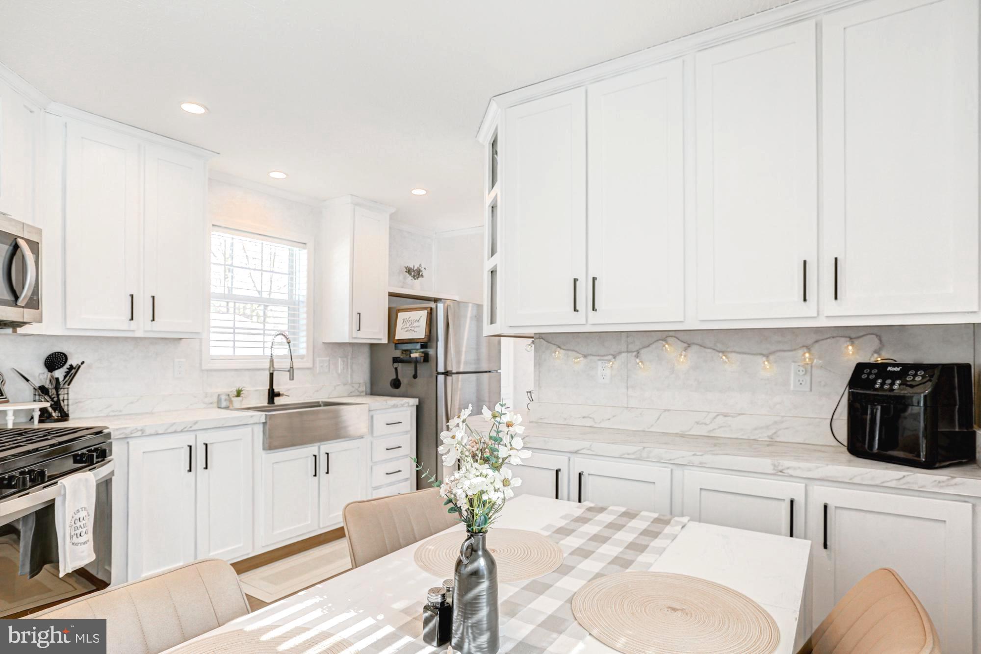 HOLLY HILL ESTATES - Residential